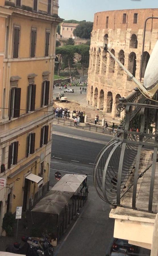 Colosseum Rome Guest House Luil Zewnętrze zdjęcie